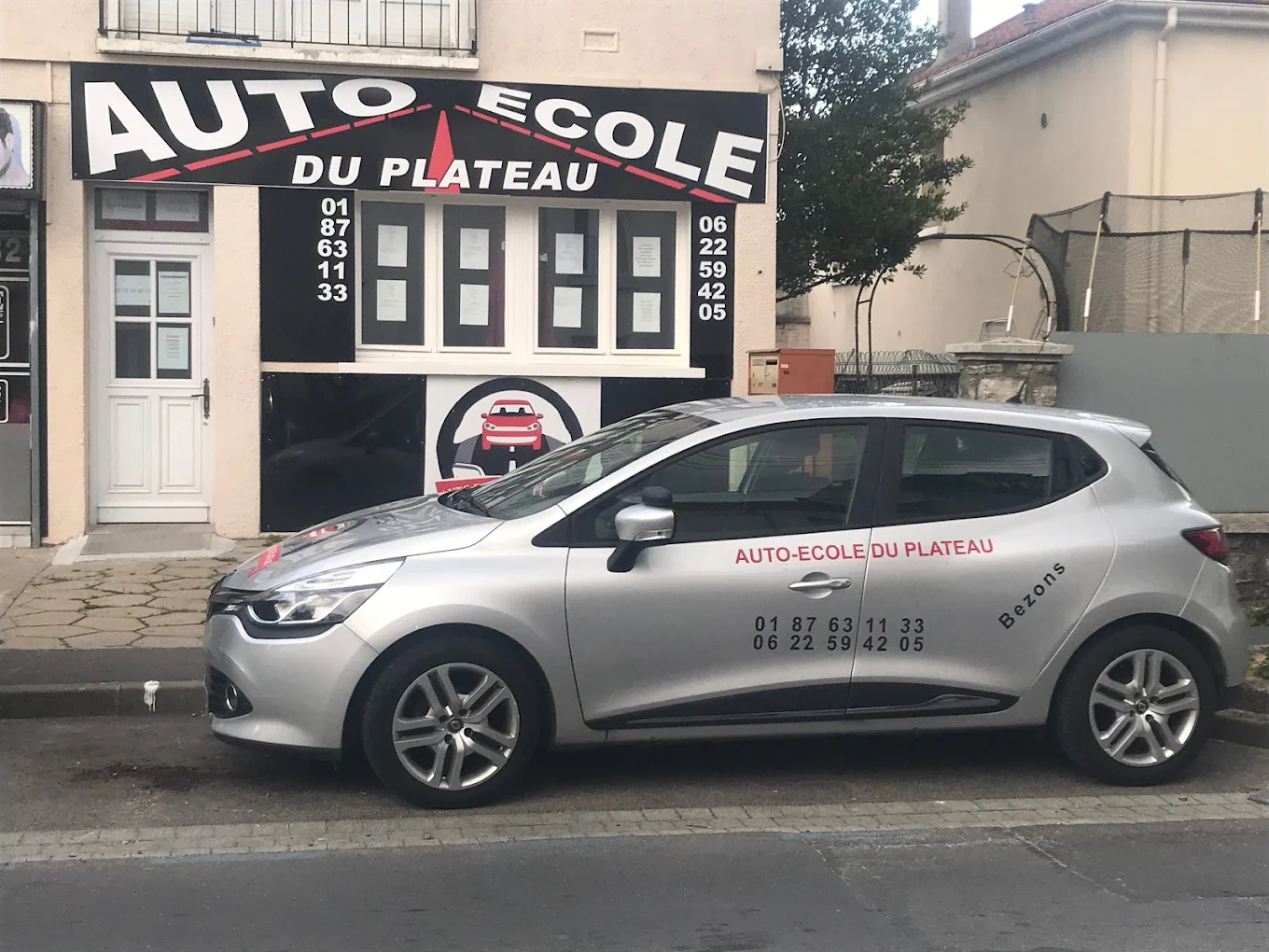 Façade Auto-École du Plateau à Bezons